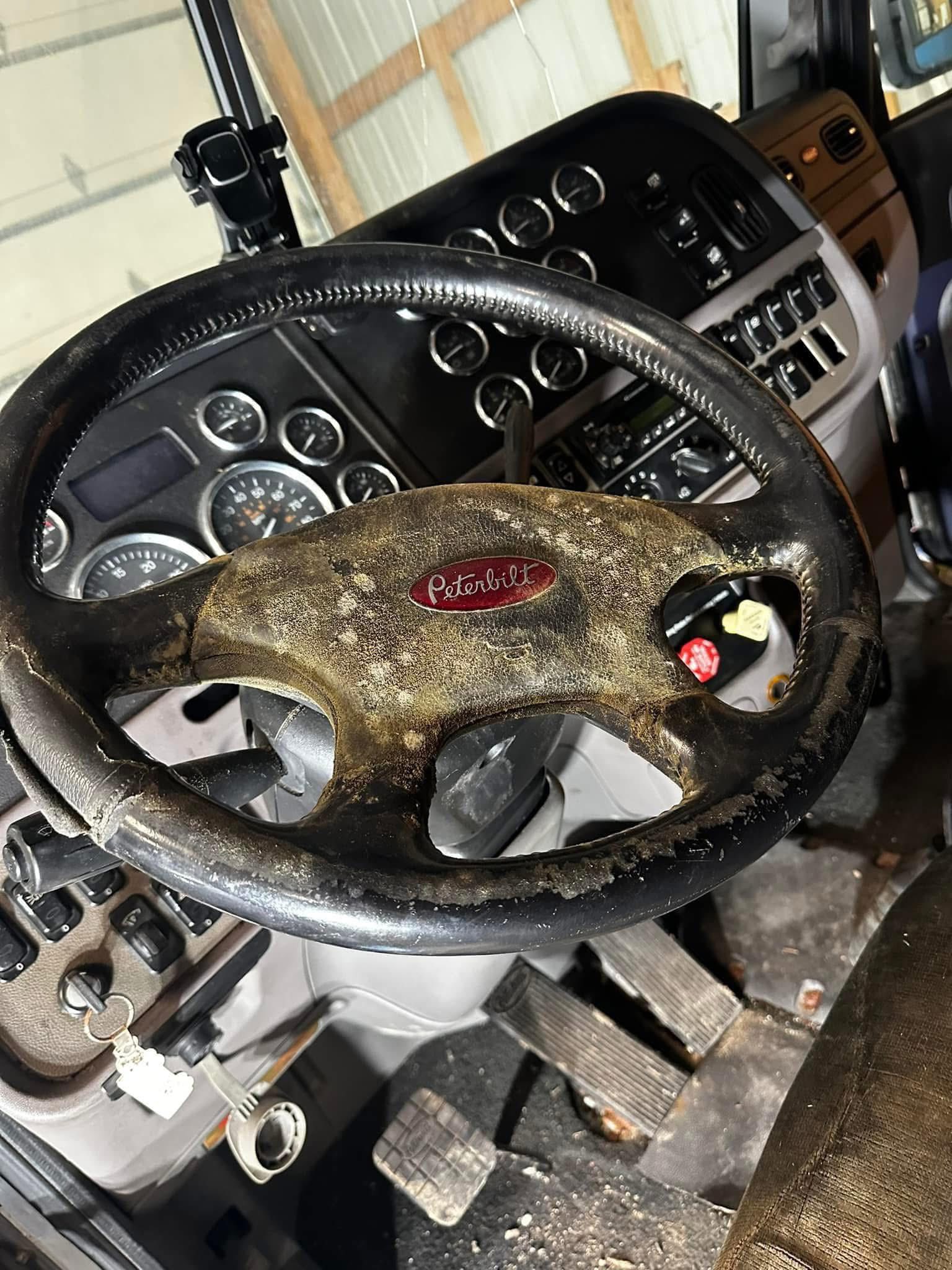 Dashboard & interior — before